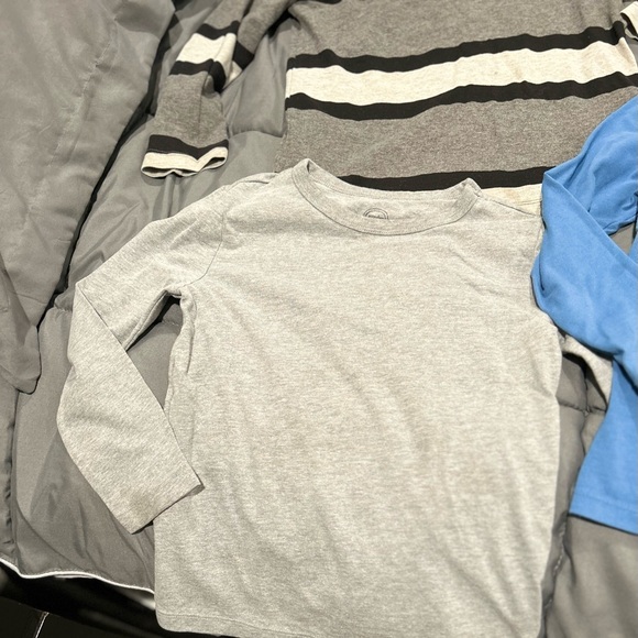 Boys Size 6 Long Sleeve Shirt Bundle | 3 Pack Basics Layering School | Preloved - Picture 3 of 4